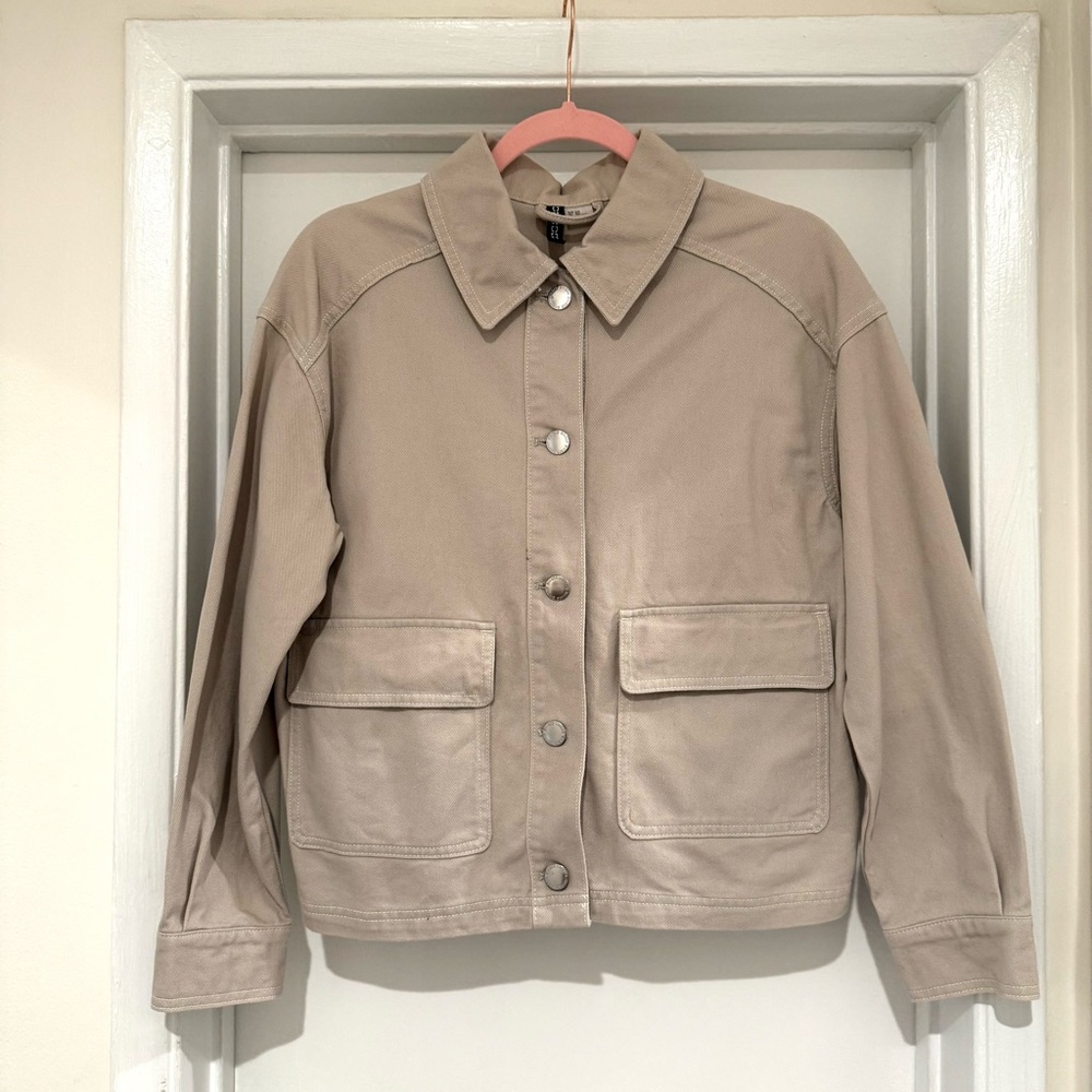 H&M Divided 100% Cotton Boxy Cargo Oversized Denim Jacket - Khaki Beige Tan